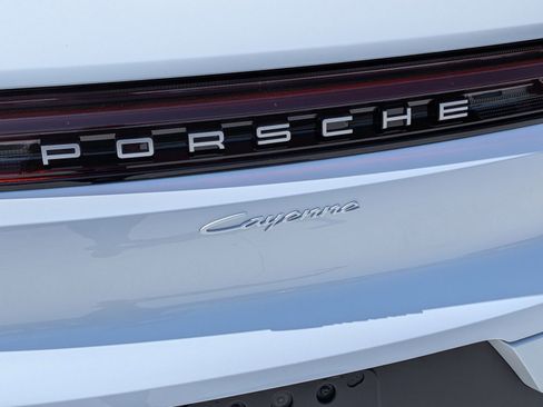 New 2026 Porsche Cayenne image 13