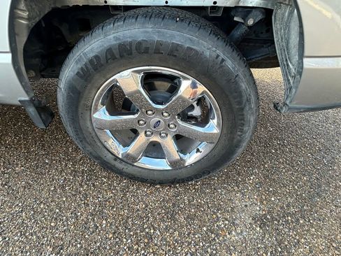 Used 2023 Ford F150 XLT w/ Equipment Group 302A High RWD image 6