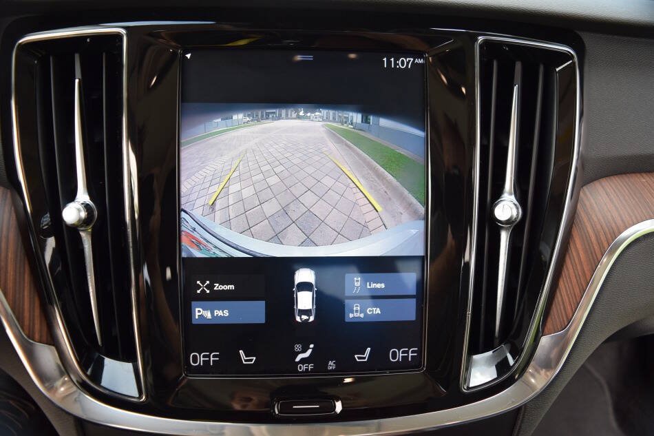 Used 2019 Volvo S60 T5 Momentum w/ Multimedia Package FWD image 62