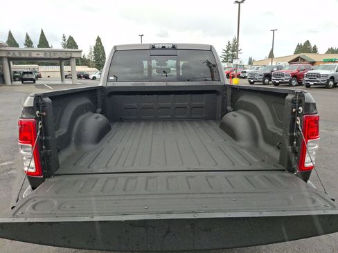 Certified 2019 RAM 3500 Big Horn AWD/4WD image 28