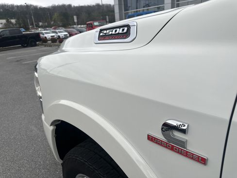 Used 2022 RAM 2500 Laramie image 12