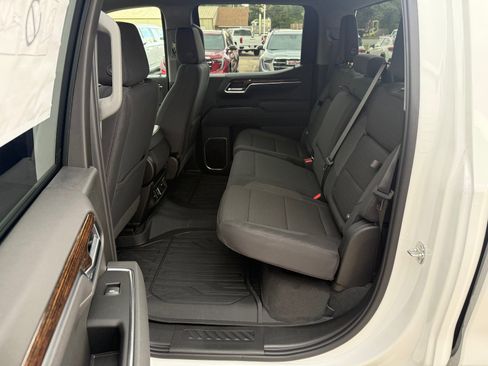 New 2026 GMC Sierra 1500 Elevation w/ LPO, Elevation Black Package image 13