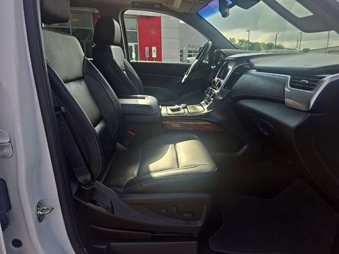 Used 2019 Chevrolet Tahoe Premier AWD/4WD image 27