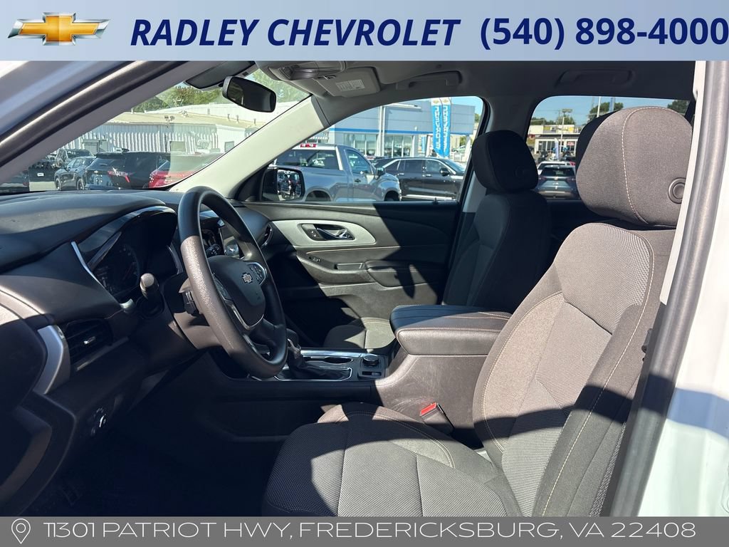 Certified 2021 Chevrolet Traverse LS FWD image 3
