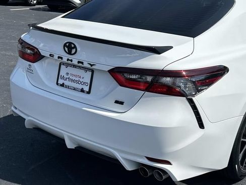 Used 2023 Toyota Camry SE FWD image 11