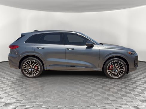 New 2026 Audi SQ5 Premium Plus AWD/4WD image 8