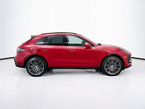 Used 2026 Porsche Macan AWD/4WD image 8