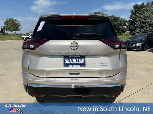 New 2026 Nissan Rogue Platinum w/ Platinum Premium Package image 4