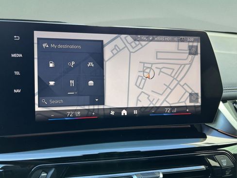 Used 2025 BMW X1 xDrive28i w/ Premium Package image 15