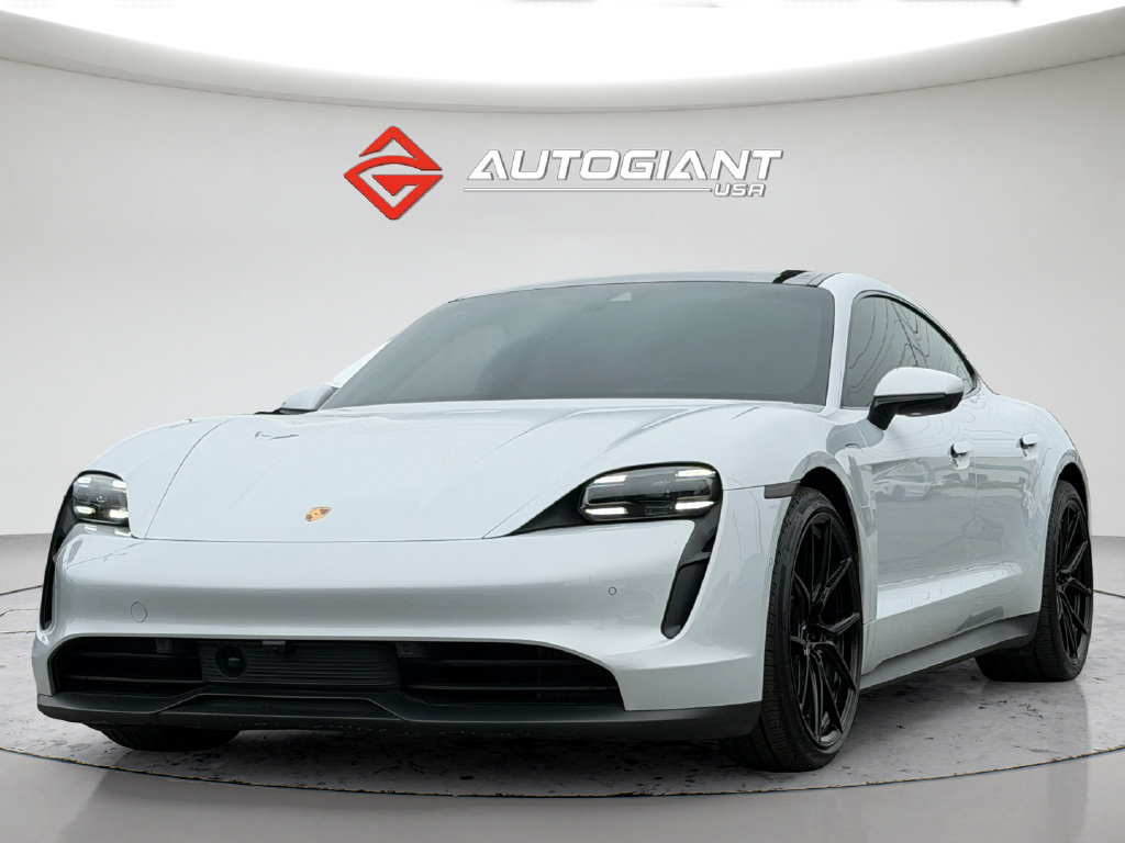 Used 2022 Porsche Taycan RWD image 12