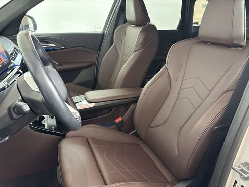 Certified 2025 BMW X1 xDrive28i w/ Technology Package image 24