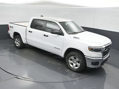 Used 2025 RAM 1500 Big Horn AWD/4WD image 35