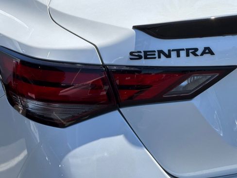 Used 2023 Nissan Sentra SR w/ Midnight Edition Package FWD image 45