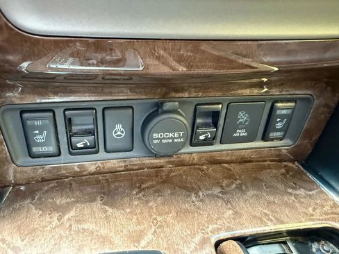 Used 2017 INFINITI QX80 2WD w/ Driver Assistance Package image 34