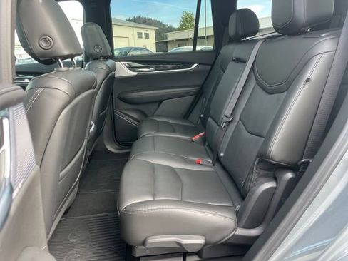 Used 2023 Cadillac XT6 Premium Luxury AWD/4WD image 20
