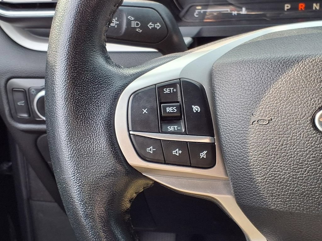 Used 2023 Ford Explorer XLT w/ Equipment Group 202A RWD image 15