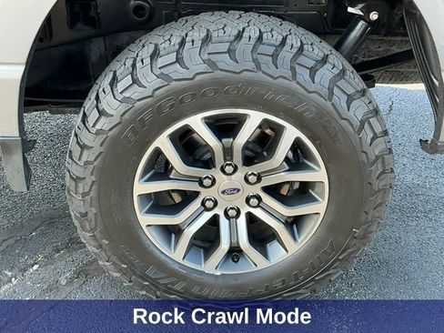 Used 2022 Ford F150 Lariat w/ Equipment Group 501A Mid AWD/4WD image 12