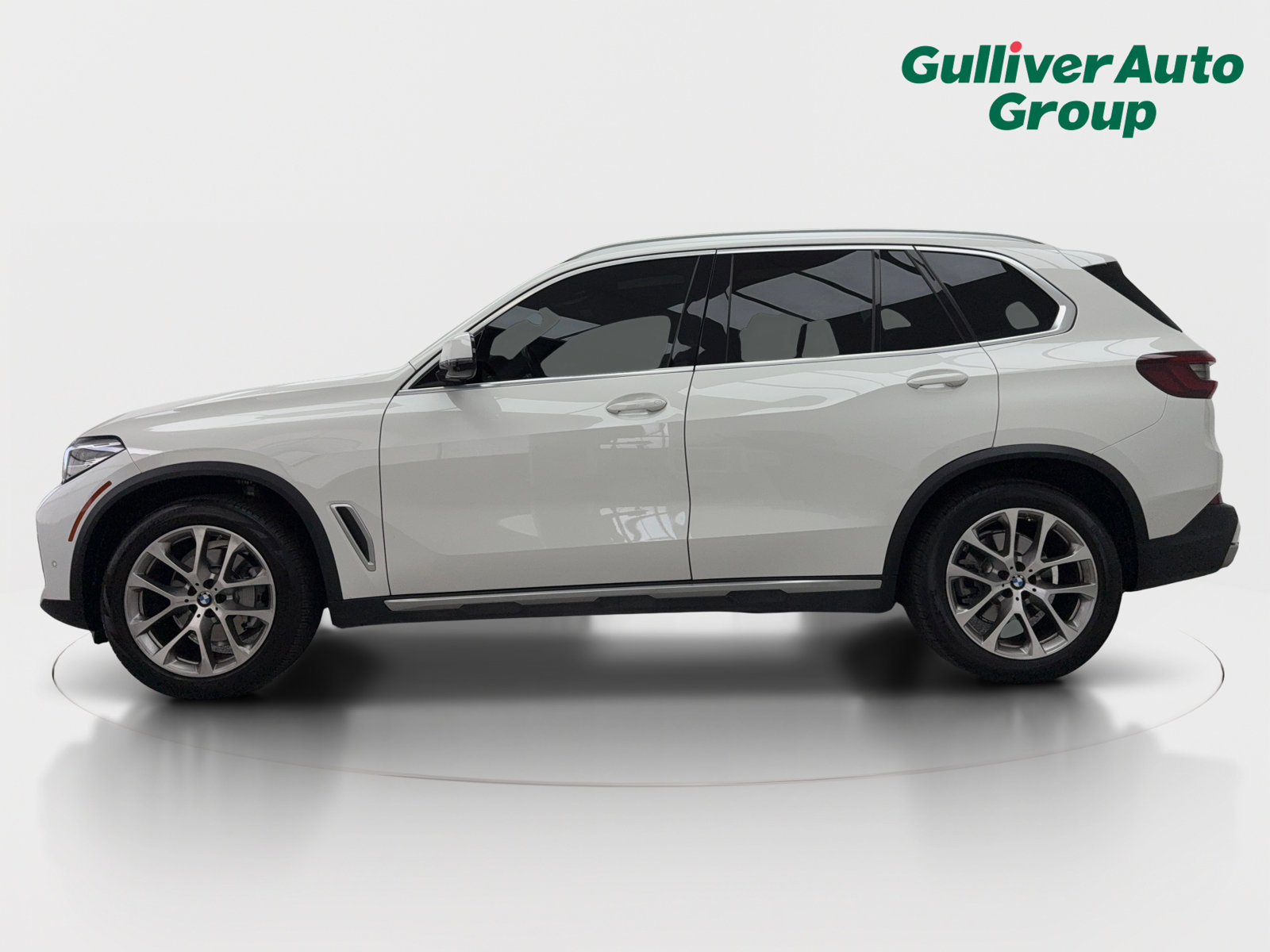 Used 2021 BMW X5 xDrive40i w/ Convenience Package AWD/4WD image 3