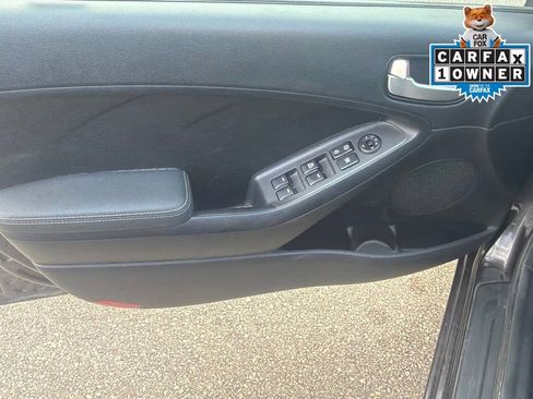 Used 2017 Kia Forte LX FWD image 20