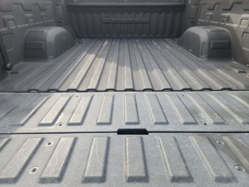 Used 2022 GMC Sierra 1500 Denali w/ Driver Alert Package II image 32