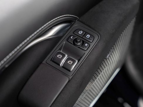 New 2025 Lotus Emira image 17