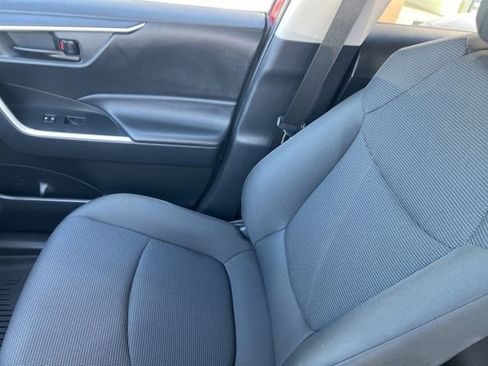 Used 2023 Toyota RAV4 LE image 11