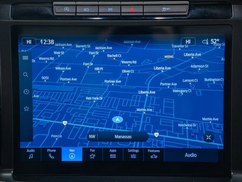 Certified 2024 Ford F150 Lariat w/ Equipment Group 502A High image 27