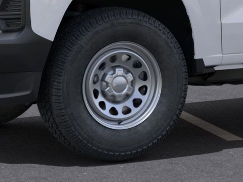 New 2025 Chevrolet Colorado W/T image 9