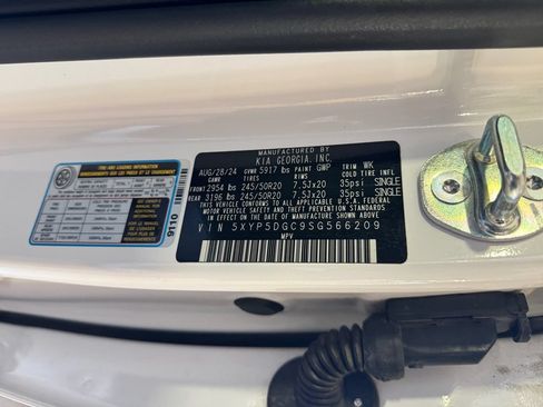Certified 2025 Kia Telluride SX Prestige X-Line AWD/4WD image 31