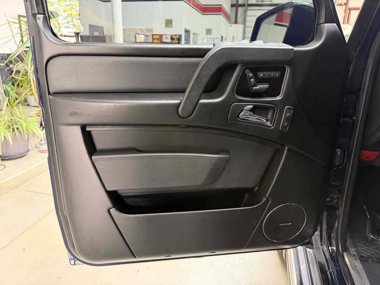Used 2016 Mercedes-Benz G 550 image 10