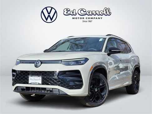 New 2026 Volkswagen Tiguan SE R-Line image 1