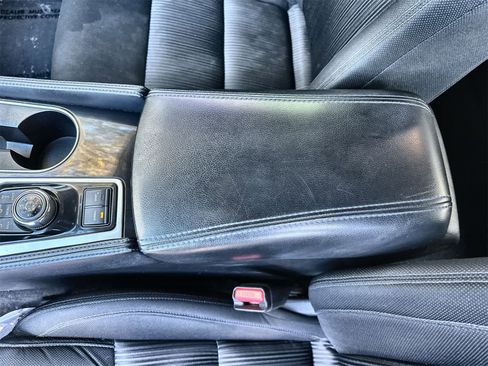 Used 2017 Nissan Maxima 3.5 S image 16