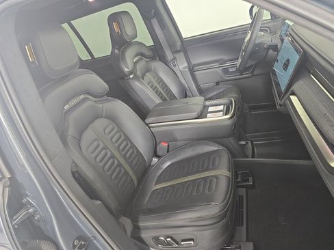 Used 2024 Rivian R1S Adventure AWD/4WD image 24