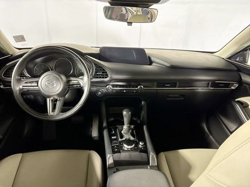 Used 2024 MAZDA MAZDA3 s FWD image 12