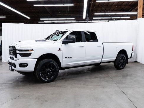 New 2026 RAM 3500 Laramie AWD/4WD image 3