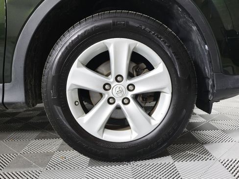 Used 2013 Toyota RAV4 XLE image 6