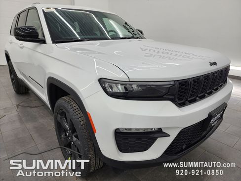 New 2025 Jeep Grand Cherokee Limited w/ Luxury Tech Group II image 2
