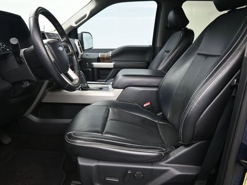 Used 2019 Ford F150 Lariat image 18