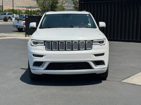Used 2021 Jeep Grand Cherokee Summit AWD/4WD image 2