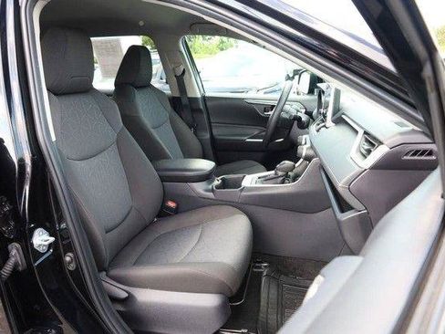 Used 2025 Toyota RAV4 XLE w/ Weather Package AWD/4WD image 25