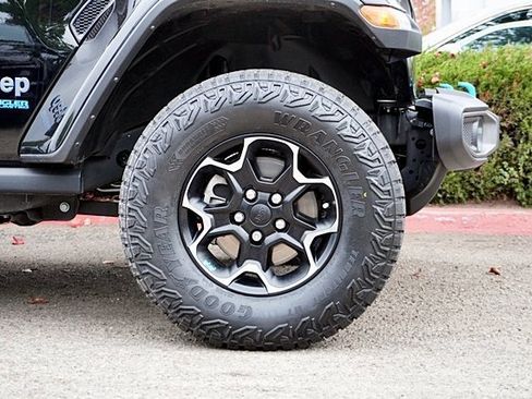 Used 2021 Jeep Wrangler Unlimited Rubicon 4xe image 8