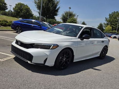 Used 2025 Honda Civic Sport image 4
