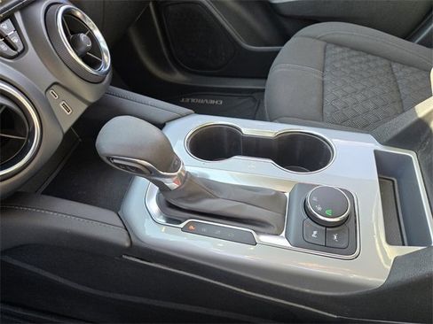 Used 2022 Chevrolet Blazer LT image 24