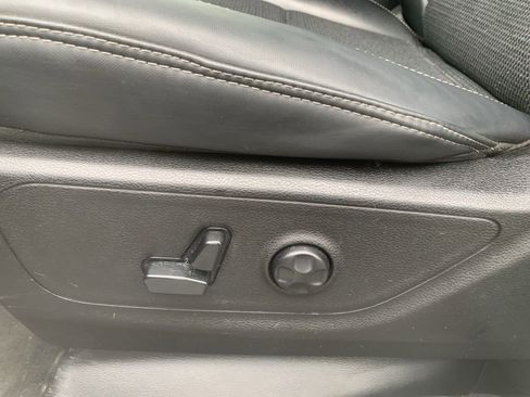 Used 2019 RAM 1500 Sport w/ Level 2 Equipment Group AWD/4WD image 12