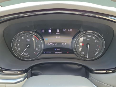 Used 2024 Cadillac XT5 Premium Luxury w/ Technology Package AWD/4WD image 29