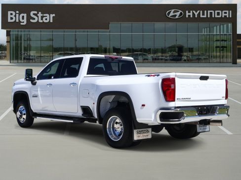 Used 2025 Chevrolet Silverado 3500 LTZ w/ LTZ Texas Edition AWD/4WD image 3