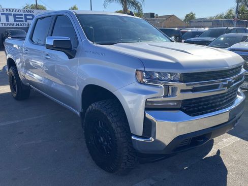 Used 2022 Chevrolet Silverado 1500 LT AWD/4WD image 8