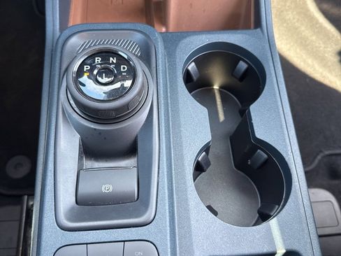 Used 2024 Ford Maverick Lariat image 18