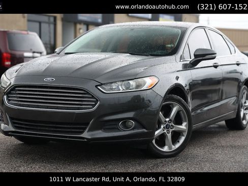 Used 2015 Ford Fusion SE w/ Equipment Group 201A AWD/4WD image 1