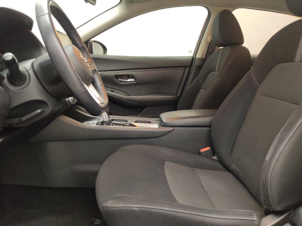 Used 2020 Nissan Sentra SV FWD image 17